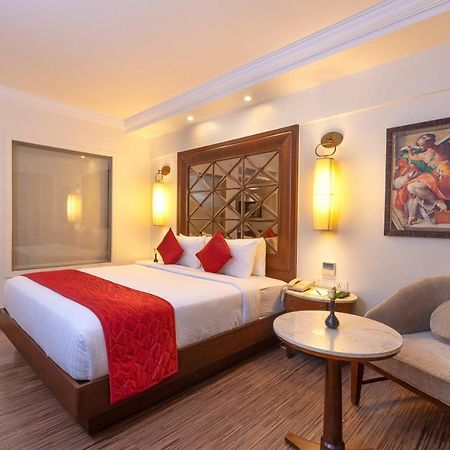 The Saibaba Hotel Chennai Exterior foto